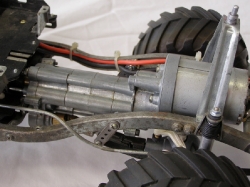 Tamiya Bruiser 58048 Lot 2 - Transmission Motor Wiring